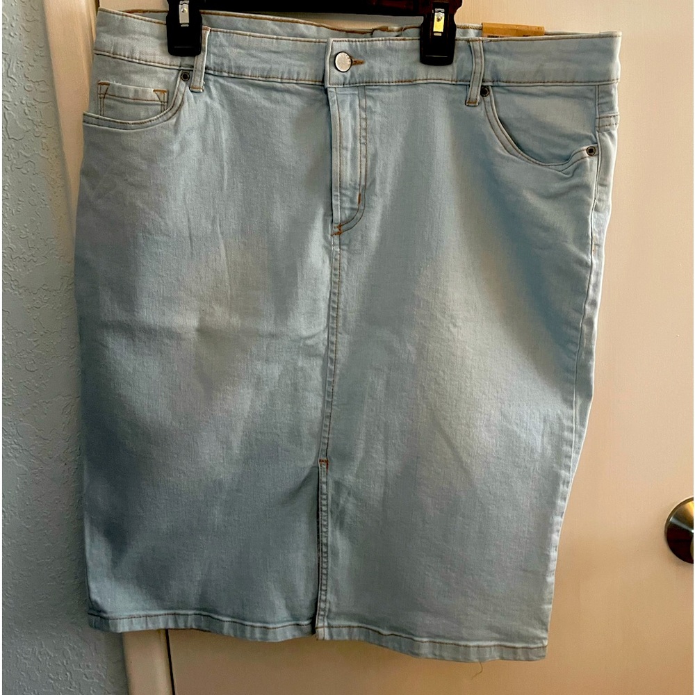BNWT Route 66 bleached women's denim skirt 14